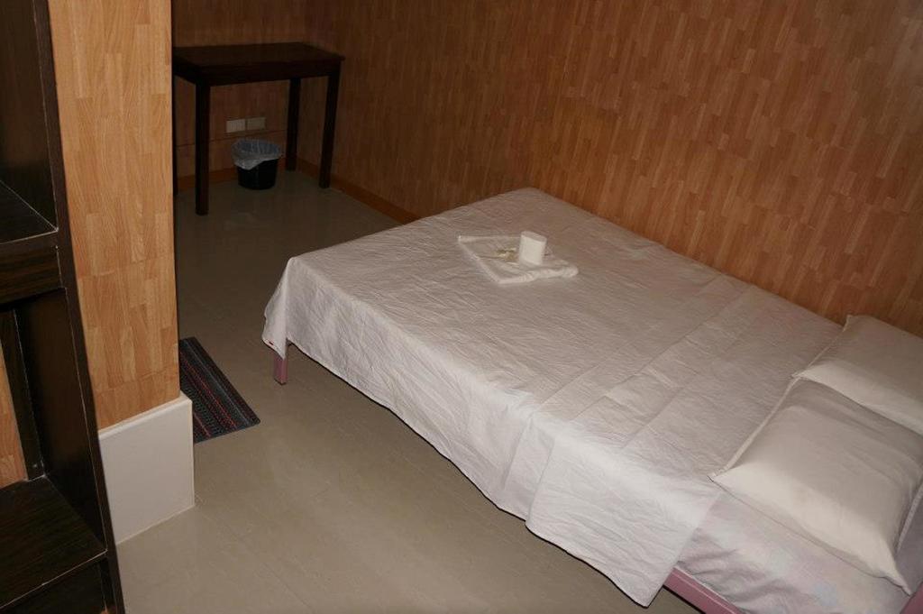 Daylight Inn Davao Stadt Zimmer foto