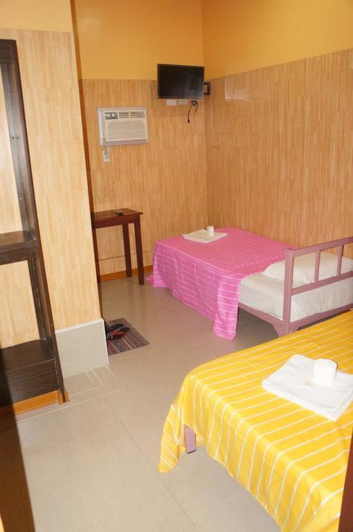 Daylight Inn Davao Stadt Exterior foto